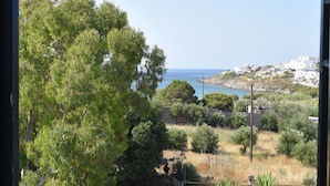 Unclassified image, 4 of 55, button - Glafki Studios & Apartments (Syros)