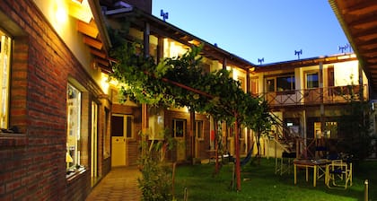La Tosca Hostel