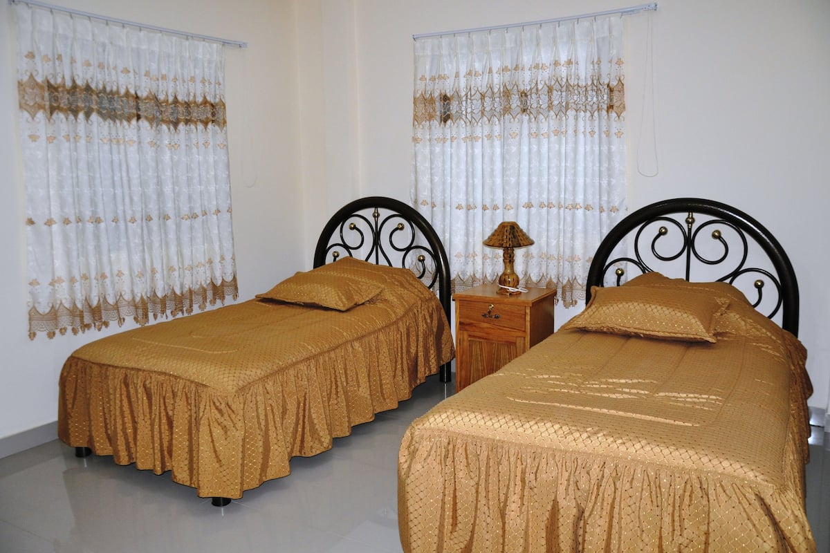 Rollaway beds, free WiFi