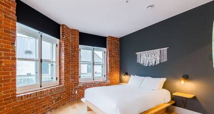 Les Lofts du Trésor - By Les Lofts Vieux-Quebec