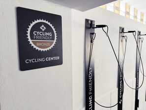 Bicycling - BYPILLOW Villa Lorena (Málaga)