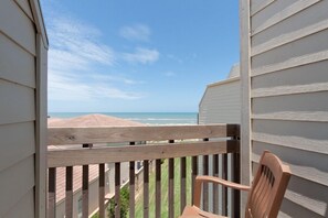 Condo, 3 Bedrooms, #175 | Balcony