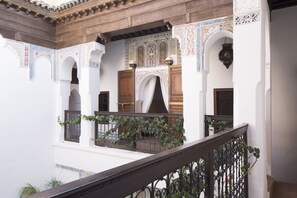 Junior Suite (Bahia) | In-room safe, individually decorated, individually furnished - Riad Assala (Marrakech)