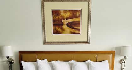 The Pines Country Inn