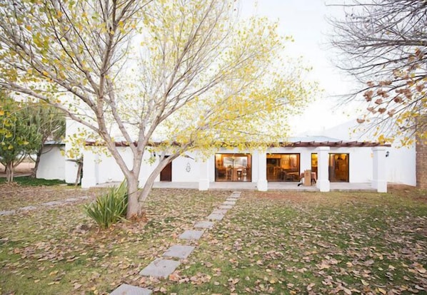 Exterior - New Holme Nature Lodge (Emthanjeni)