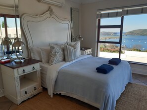 Perhesviitti (Joy) | Ylelliset vuodevaatteet, Select Comfort -patjalliset sängyt, minibaari