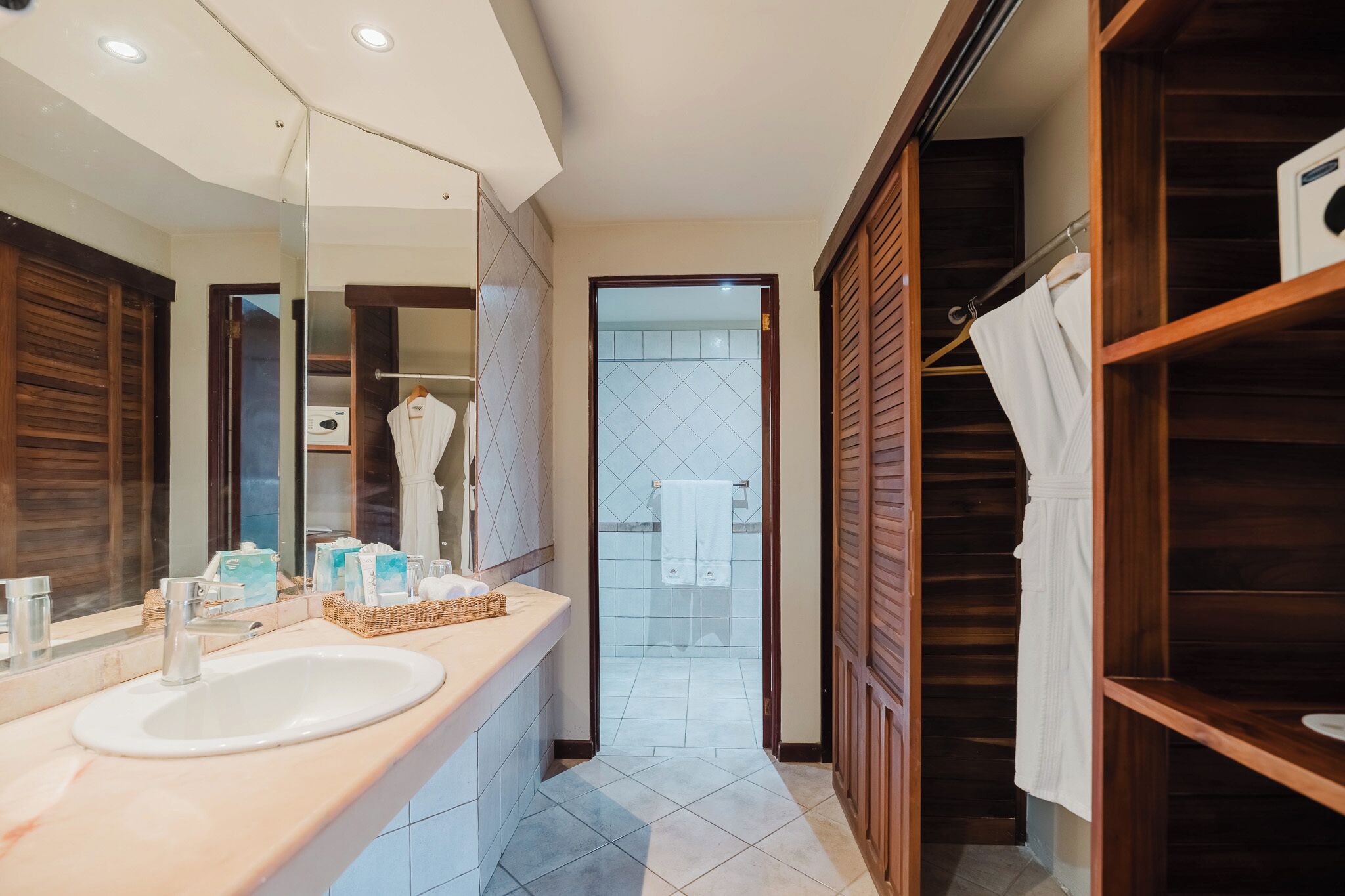 1 bedroom, premium bedding, down duvets, in-room safe