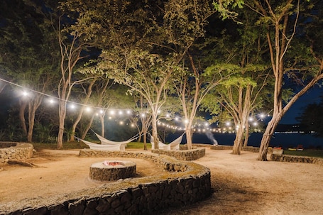 Außenbereich. Papagayo Golden Palms Beachfront Hotel