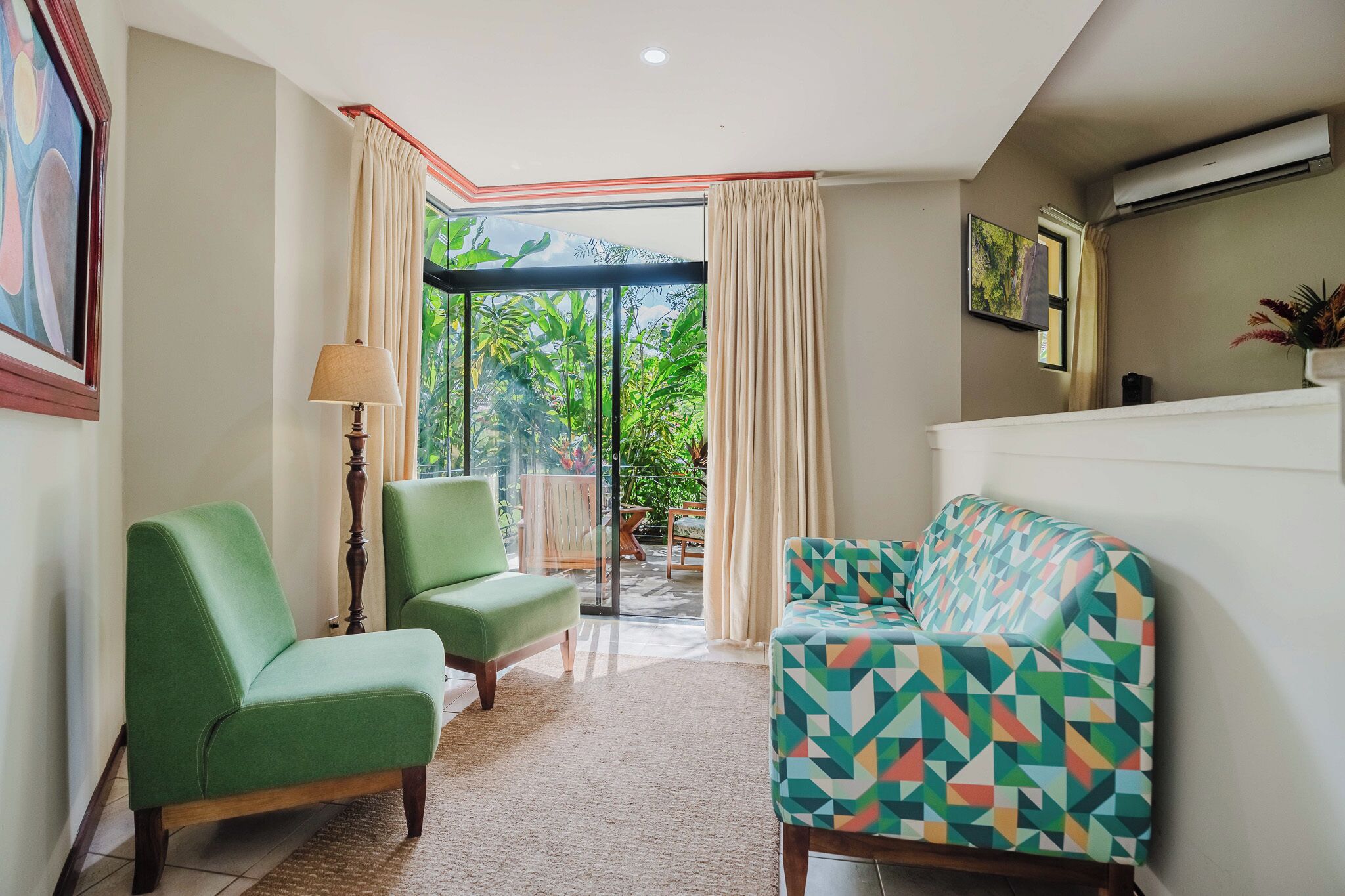 1 bedroom, premium bedding, down duvets, in-room safe