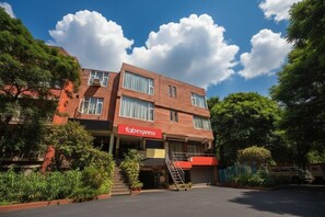 Exterior - Oyo Rooms New Friends Colony M (New Delhi)