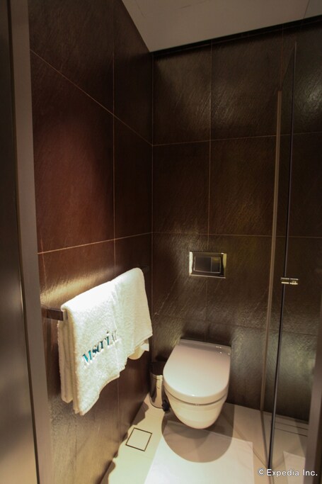 M Social Singapore - Image 116