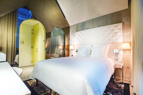 M Social Singapore - Image 126
