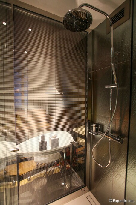 M Social Singapore - Image 80
