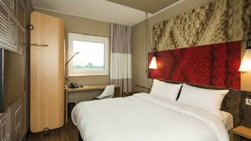 Chambre Double (New Sleep Easy Concept) | Espace de travail pour ordinateur portable, rideaux occultants