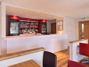 Bar (en el alojamiento)