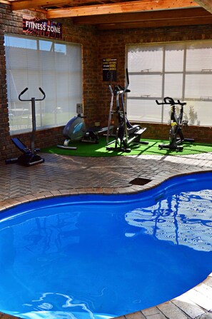Indoor pool - West Street Inn - Ermelo (Ermelo)