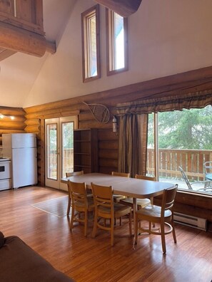 Chalet, 3 Bedrooms, Lake View, Lakeside | Living area