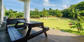 Terrace/patio - Guest house UmiOto (Miyakojima)