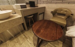 Soundproofing, free WiFi - Hotel Lassa (Seoul)