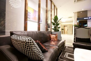 로비 좌석 공간