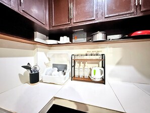 Basic Studio, 1 Queen Bed, Kitchen | Private kitchen | Full-size fridge, stovetop, electric kettle, rice cooker