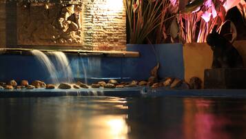 Outdoor pool, pool loungers