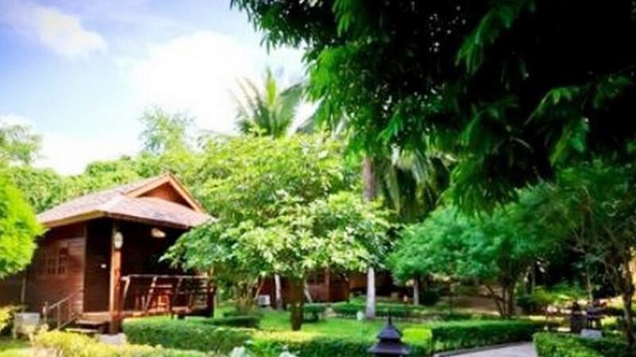 Aurora Resort Kanchanaburi