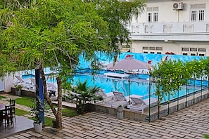 Property grounds - Blueelephant Boutique Hotel (Negombo)