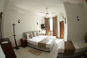 Deluxe-Dreibettzimmer