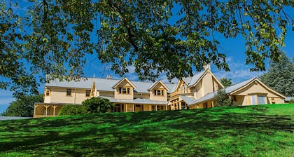 Hillview Heritage Estate
