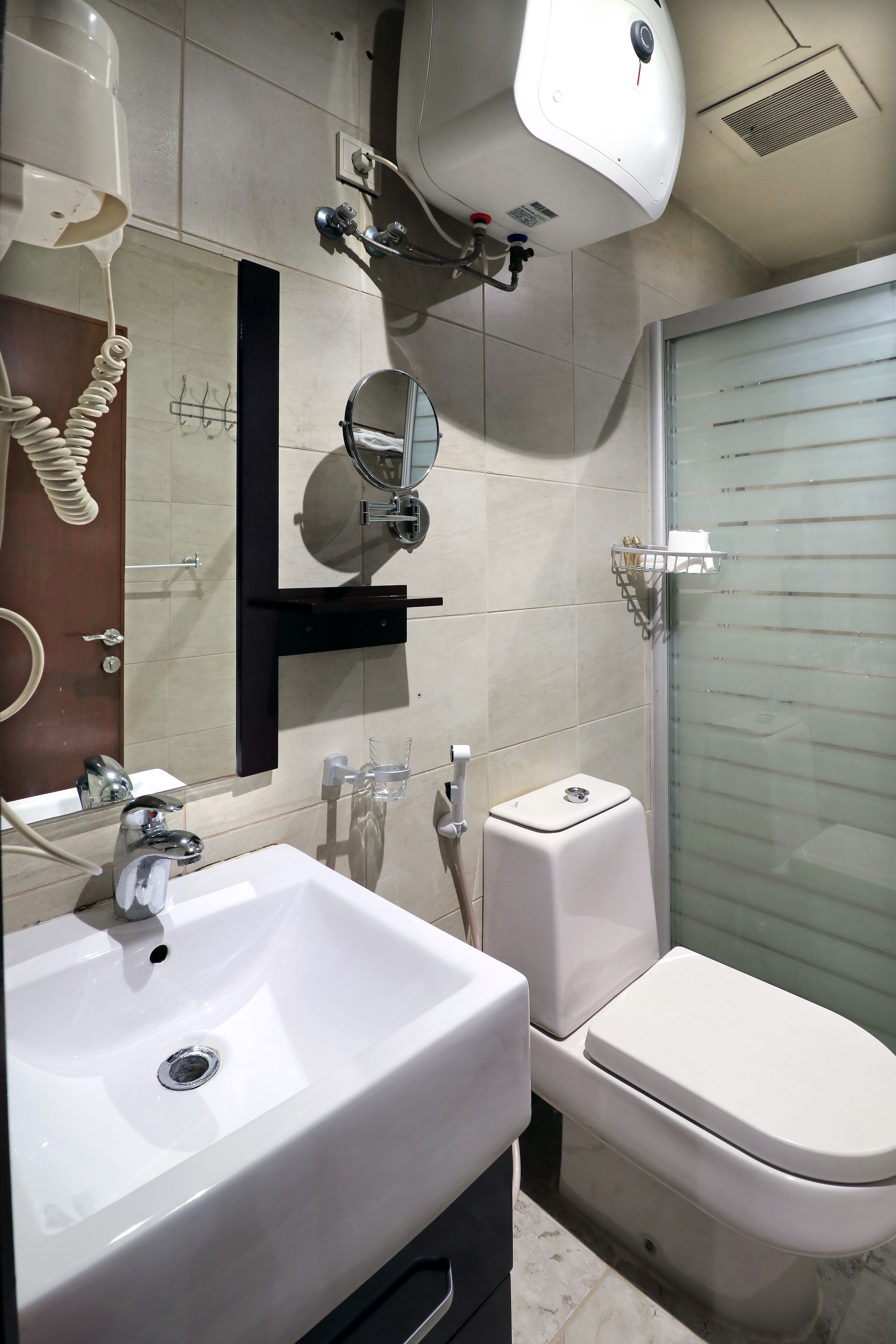 Photo - Orans Suites 4