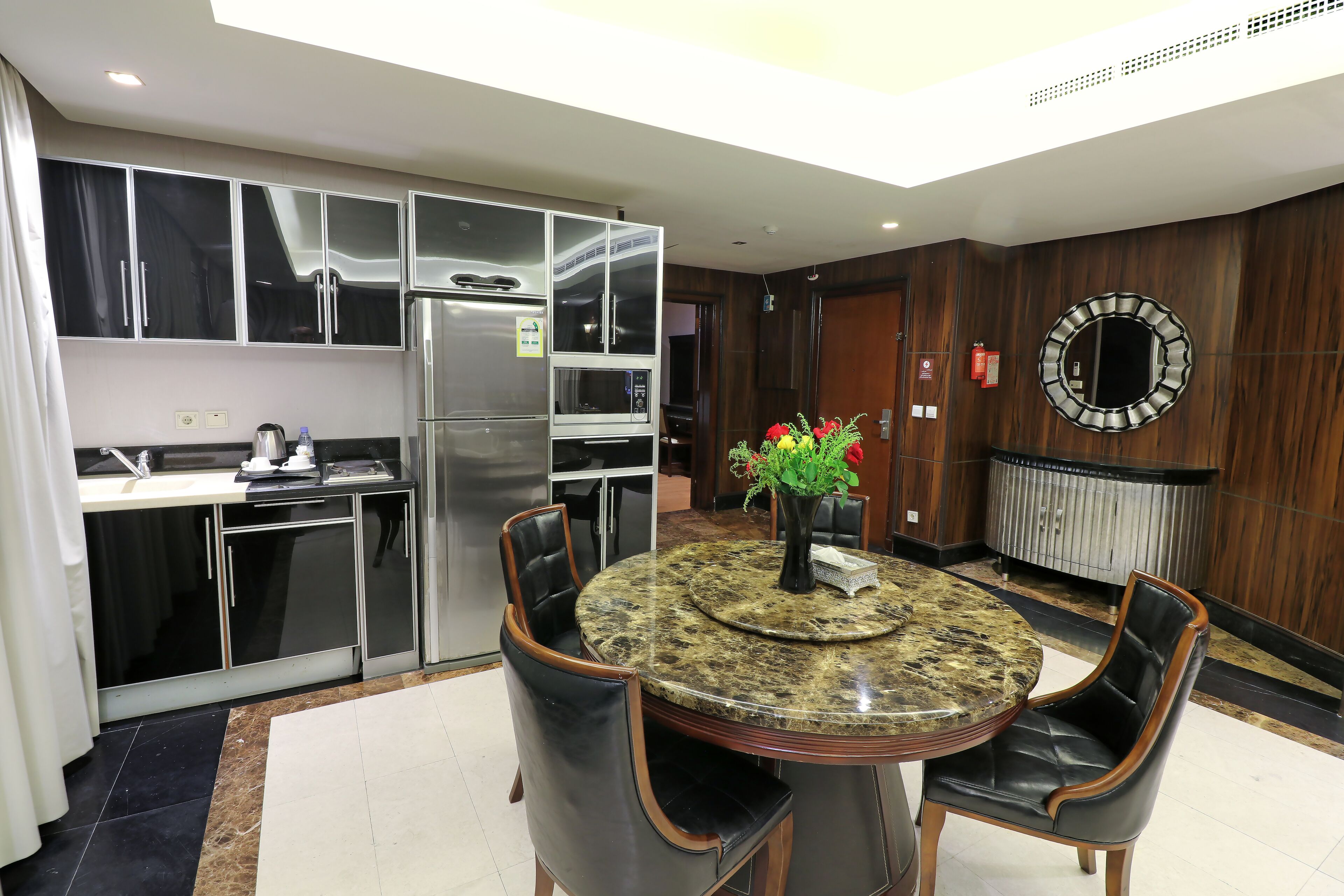 Photo - Orans Suites 4