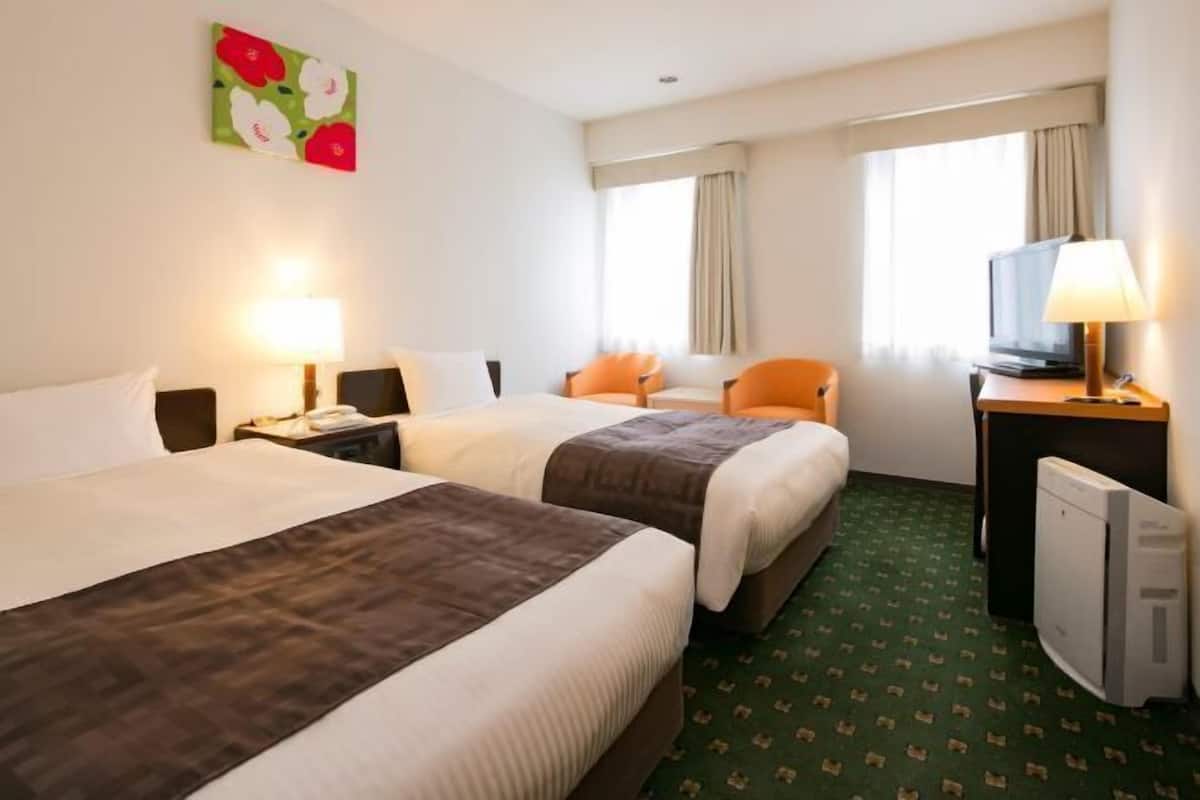 Couette en duvet d'oie, coffres-forts dans les chambres, bureau