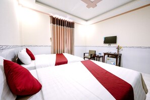Premium bedding, down comforters, minibar, in-room safe