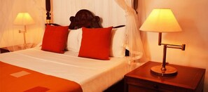 Deluxe Room | In-room safe, desk, free cots/infant beds, free WiFi