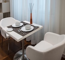 Free daily cooked-to-order breakfast