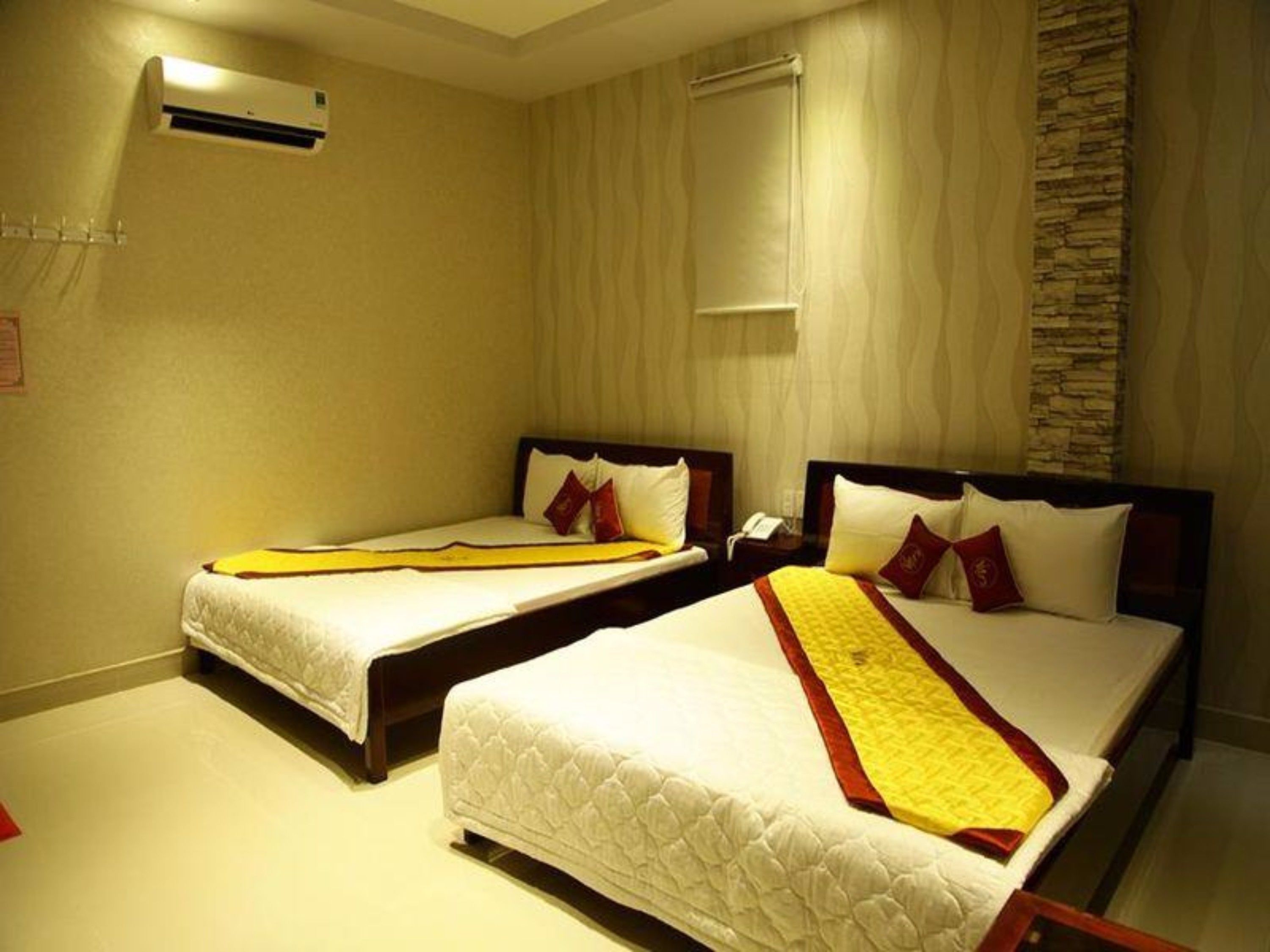 minibar, desk, free wifi, bed sheets