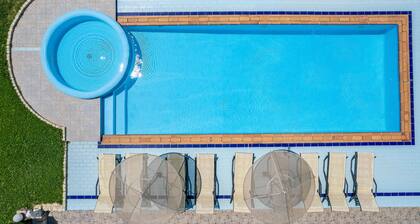 Anthos Apartments