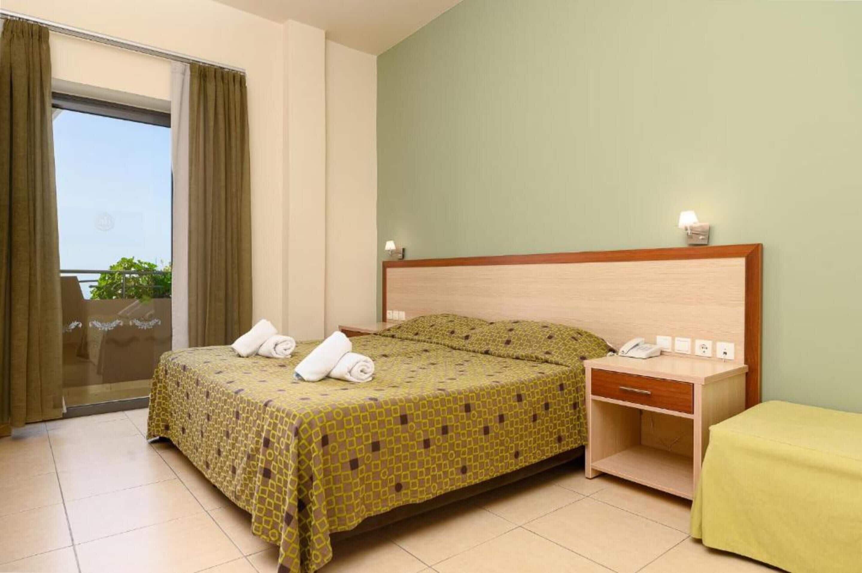 superior double or twin room, sea view | in-room safe, soundproofing, iron/ironing board, free cots/infant beds