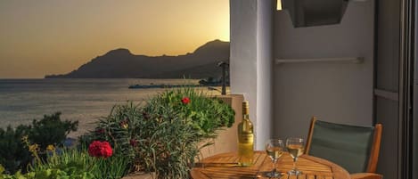 Kahden hengen superior-huone (yksi tai kaksi sänkyä), merinäköala | Näkymä huoneesta