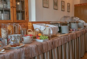Dagelijks ontbijtbuffet (toeslag)