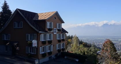 Hotel Waldrast B&B