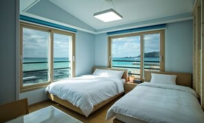 402 | Free WiFi - Sleep in the Sea (Jeju City)