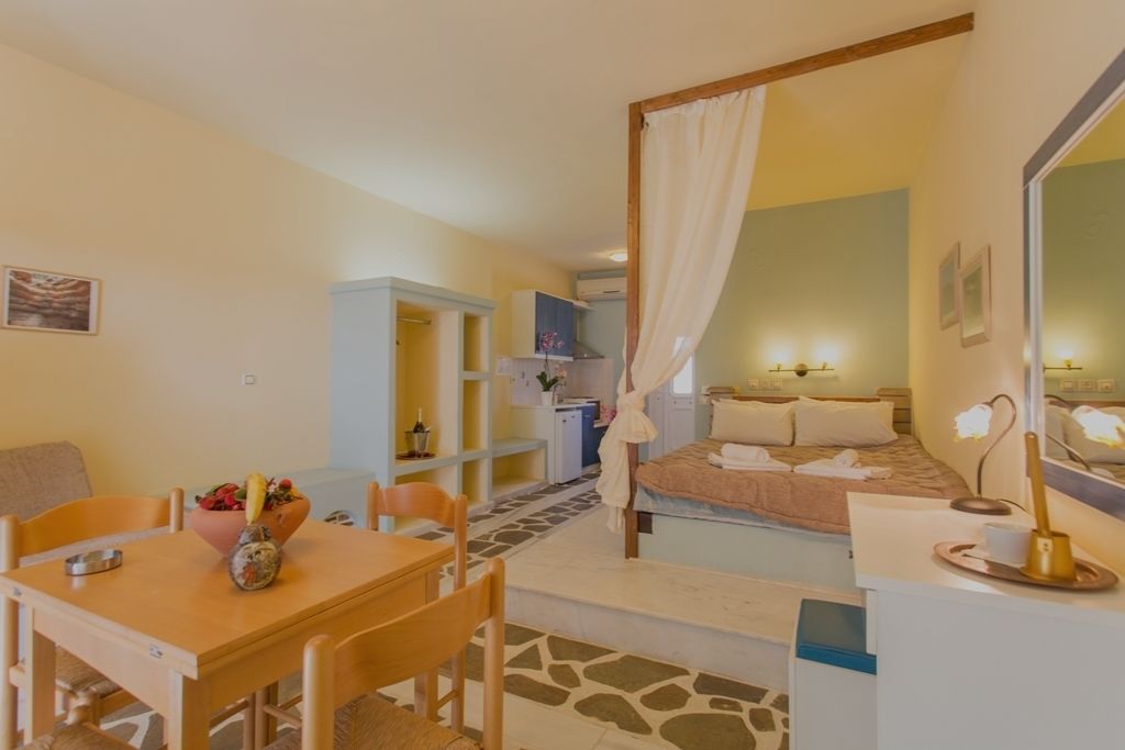 Apartment, Sea View | In-room safe, free cribs/infant beds, free WiFi