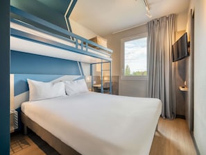 Ropa de cama de alta calidad y escritorio 