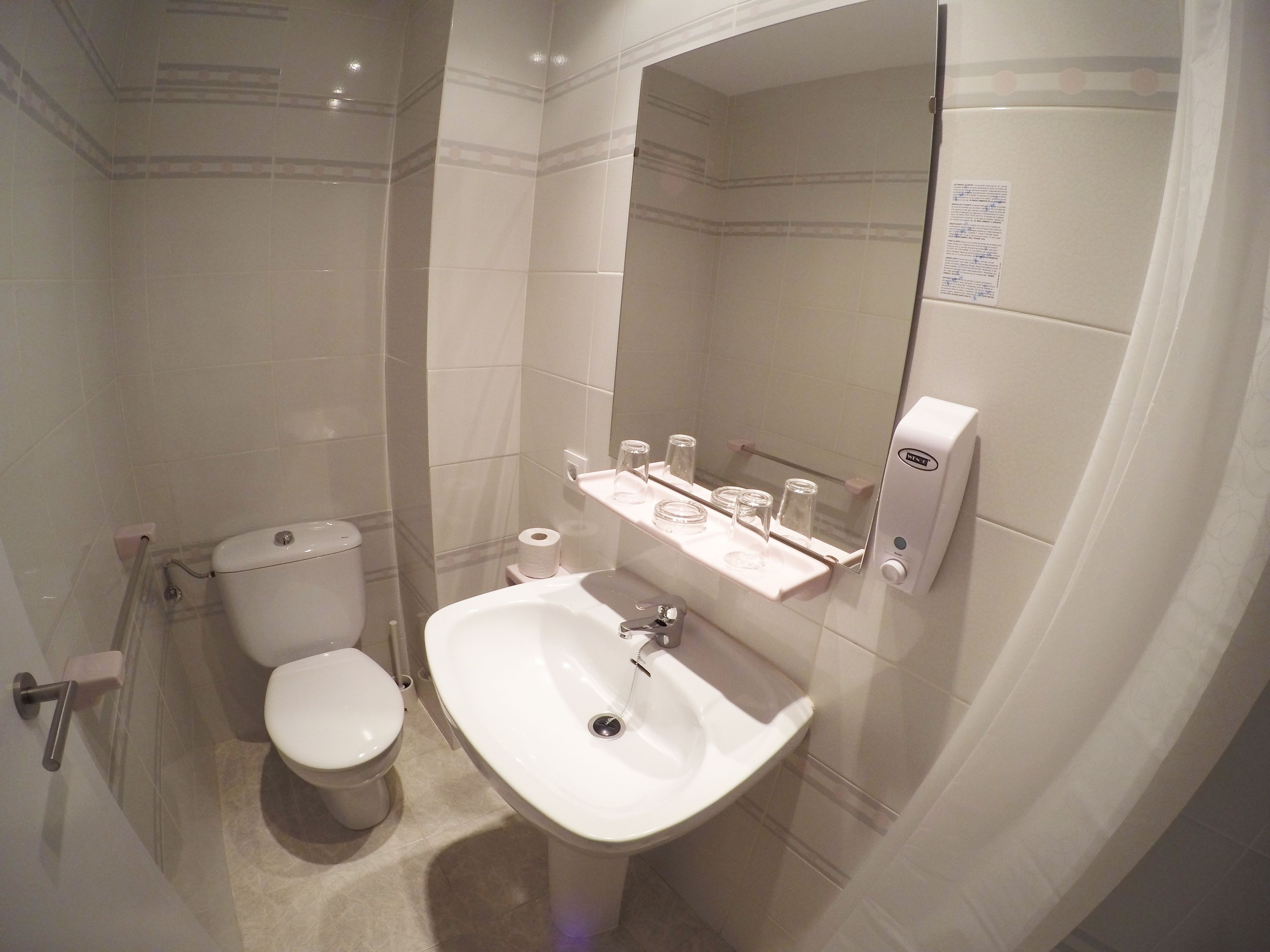 Photo - Hostal del Mar