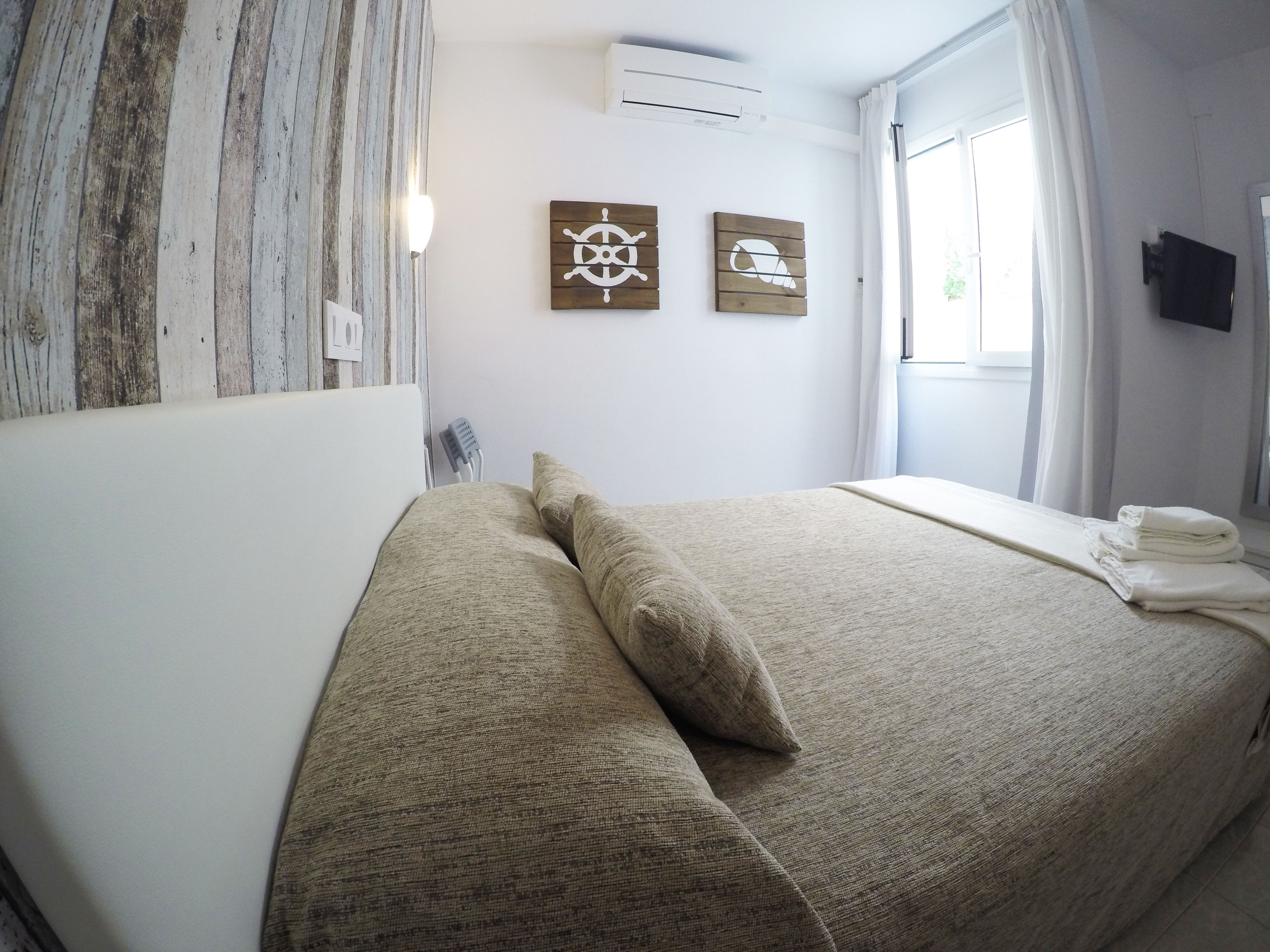 Photo - Hostal del Mar