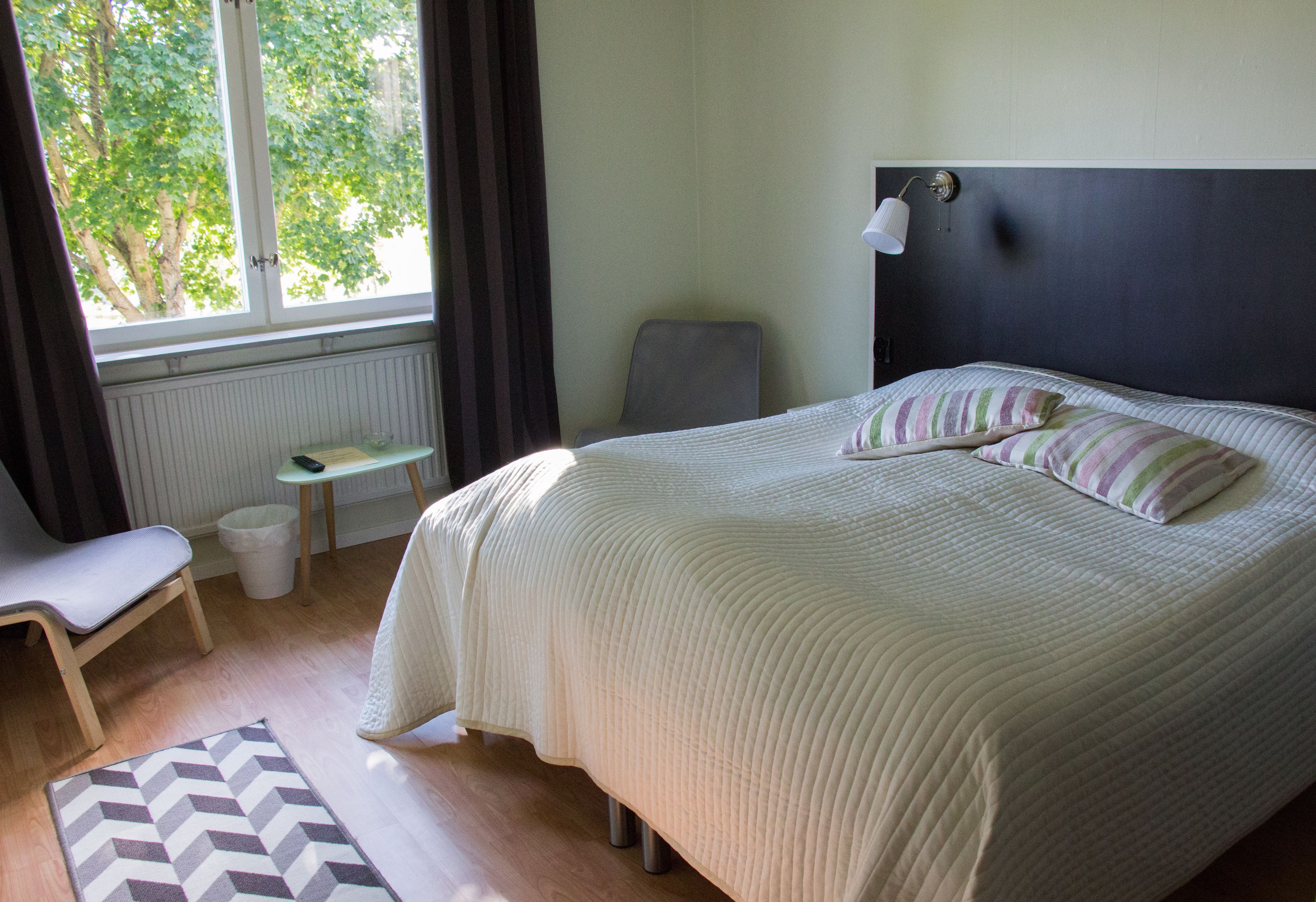 double room | blackout curtains, cots/infant beds, rollaway beds, free wifi