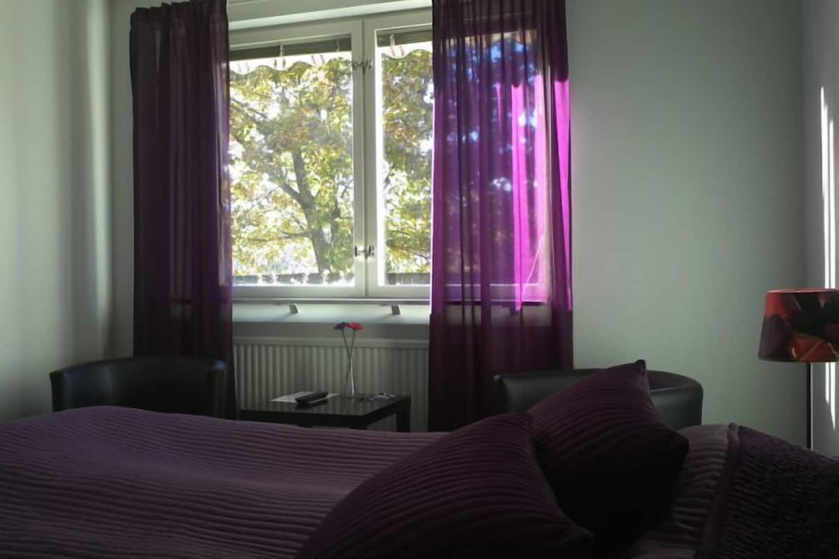 double room | blackout curtains, cots/infant beds, rollaway beds, free wifi