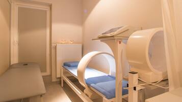 Sauna, body treatments, body wraps, body scrubs, facials